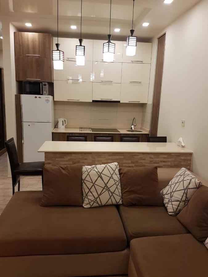 Apartment Magnolia Batumi Esterno foto