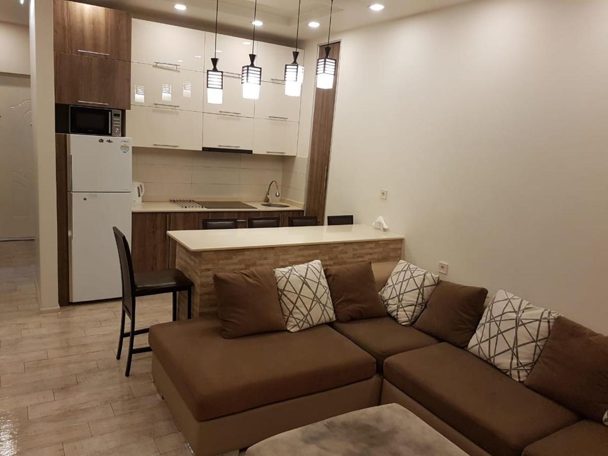 Apartment Magnolia Batumi Esterno foto